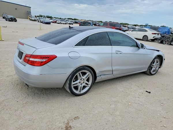 2013 MERCEDES-BENZ E