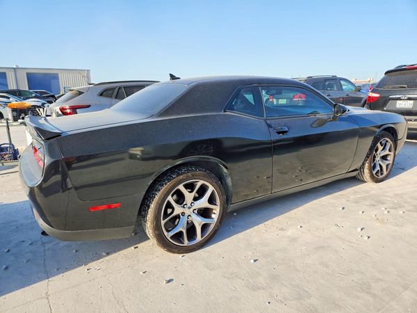 2015 DODGE CHALLENGER SXT Plus