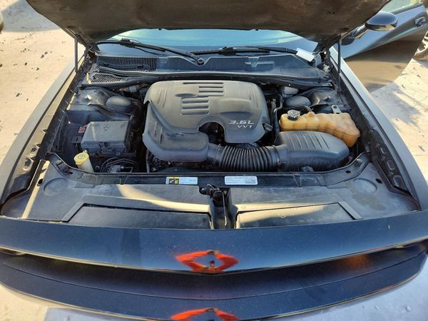 2015 DODGE CHALLENGER SXT Plus