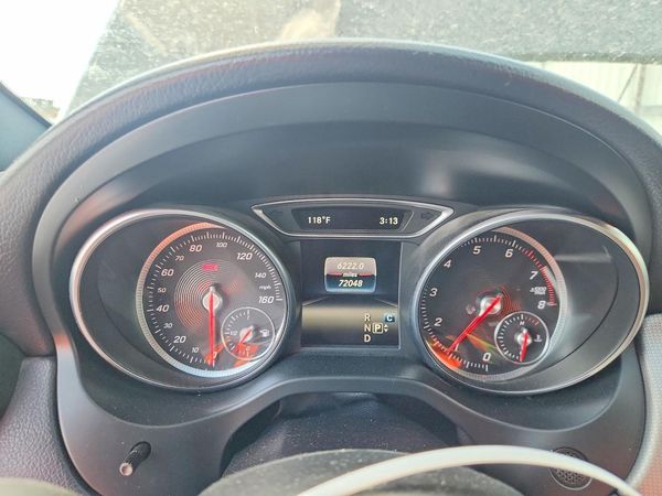 2020 MERCEDES-BENZ GLA