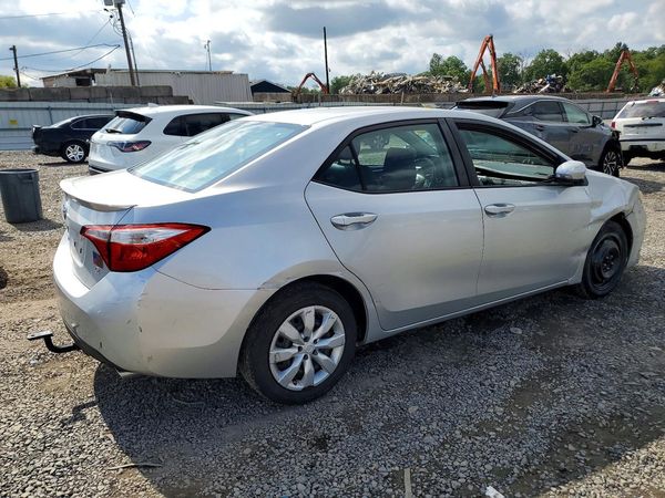 2015 TOYOTA COROLLA