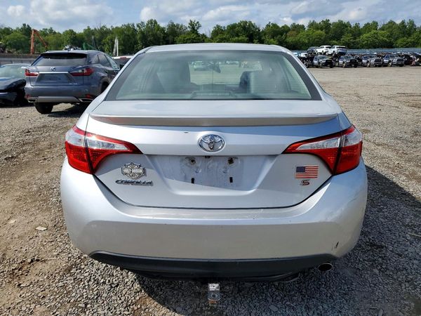 2015 TOYOTA COROLLA
