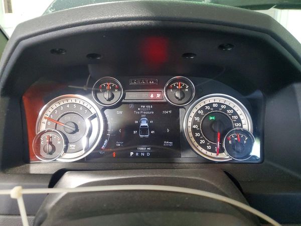 2013 RAM 1500 SLT QUAD CAB 4X2