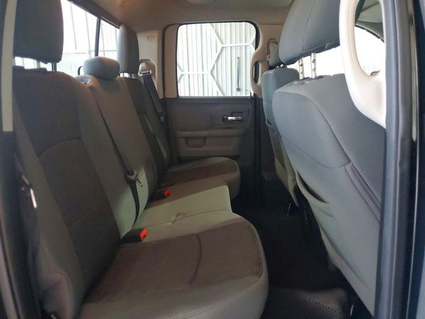 2013 RAM 1500 SLT QUAD CAB 4X2
