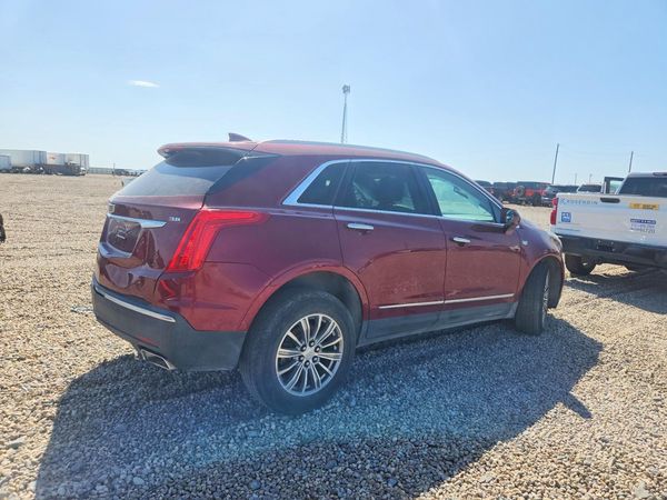 2018 CADILLAC XT5 Luxury