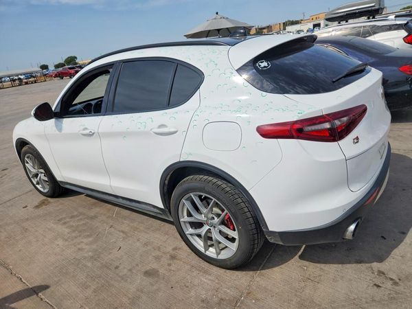 2018 ALFA ROMEO STELVIO
