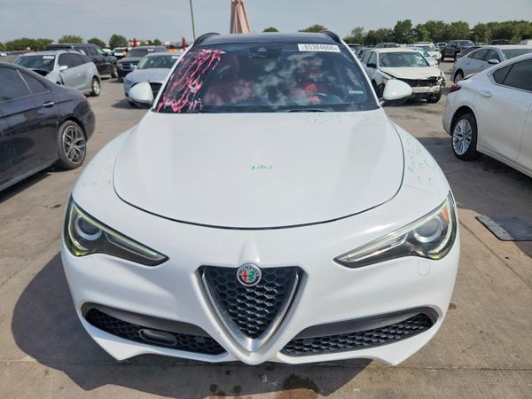 2018 ALFA ROMEO STELVIO