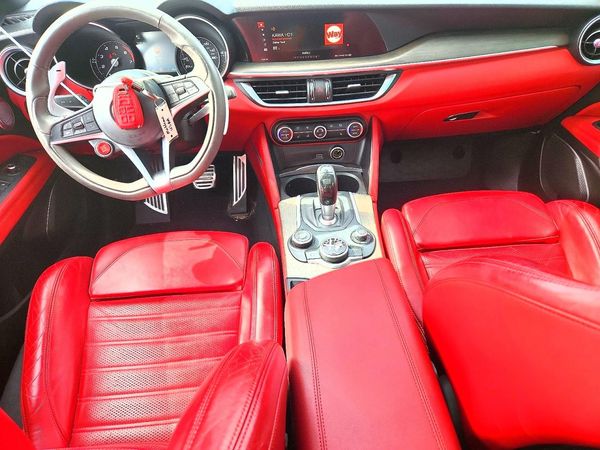 2018 ALFA ROMEO STELVIO