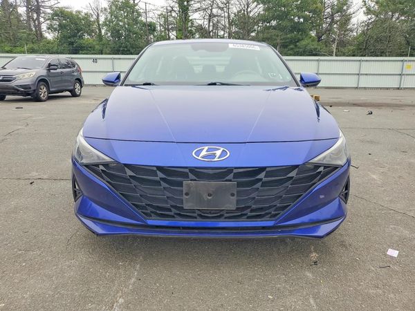 2021 HYUNDAI ELANTRA Blue