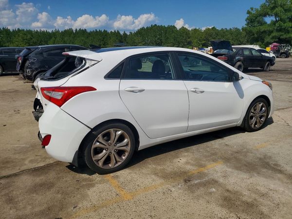 2015 HYUNDAI ELANTRA GLS(Middle grade)