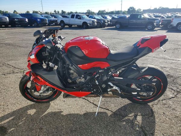 2024 BMW S 1000 RR