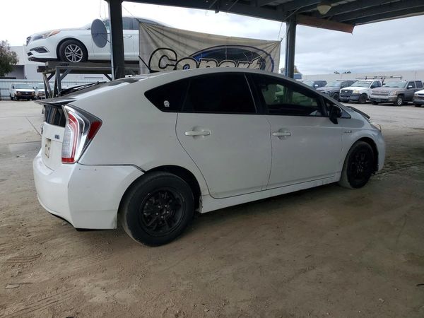 2015 TOYOTA PRIUS