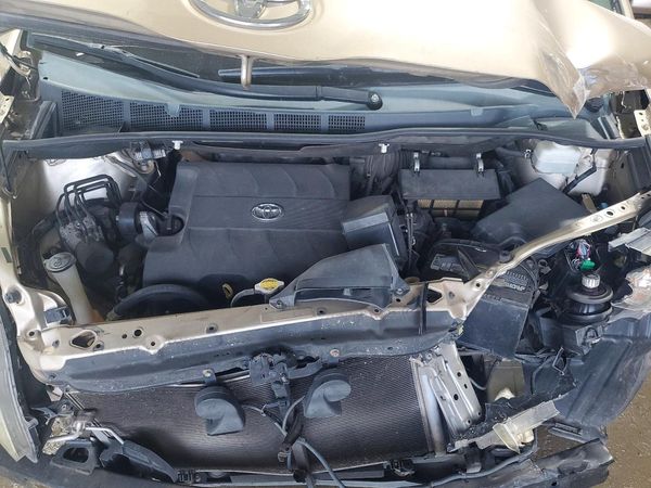 2013 TOYOTA SIENNA