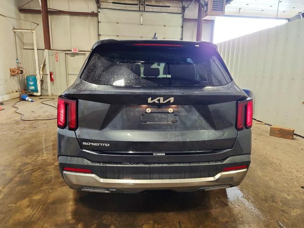 2024 KIA SORENTO S