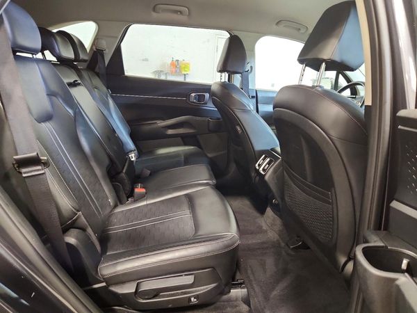 2024 KIA SORENTO S