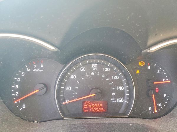 2014 KIA SORENTO Base/ LX