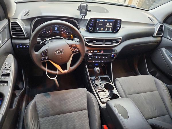 2020 HYUNDAI TUCSON