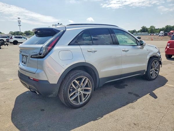 2019 CADILLAC XT4 Sport