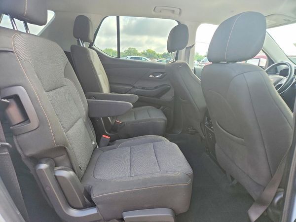 2020 CHEVROLET TRAVERSE LT