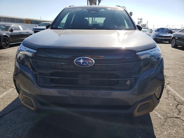 2025 SUBARU FORESTER Sport Base