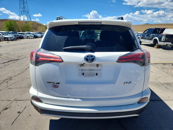 2016 TOYOTA RAV4 XLE (M Grade)