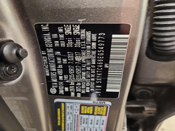 2014 KIA SORENTO Base/ LX