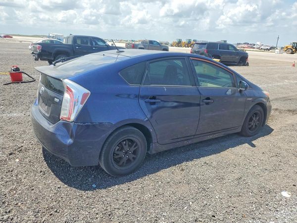 2015 TOYOTA PRIUS