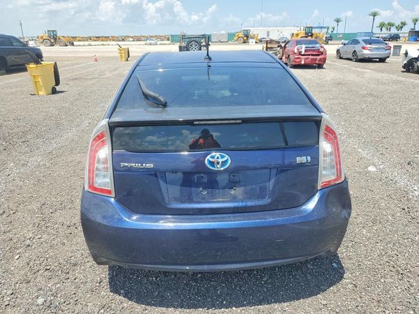 2015 TOYOTA PRIUS