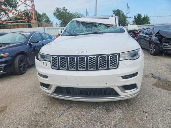 2018 JEEP GRAND CHEROKEE Summit