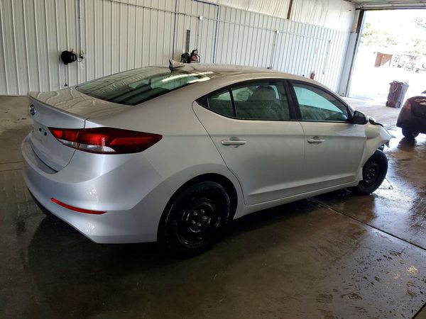 2017 HYUNDAI ELANTRA SE Base