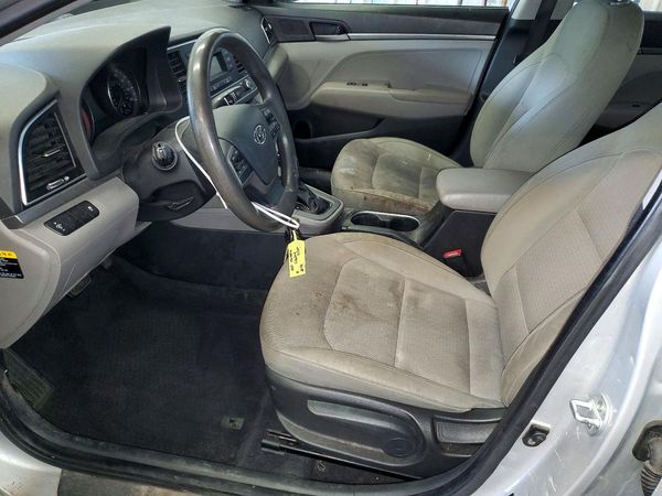 2017 HYUNDAI ELANTRA SE Base