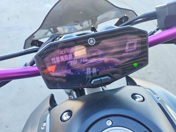 2015 YAMAHA FZ07