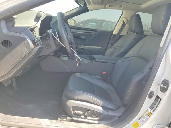 2025 LEXUS ES 300H