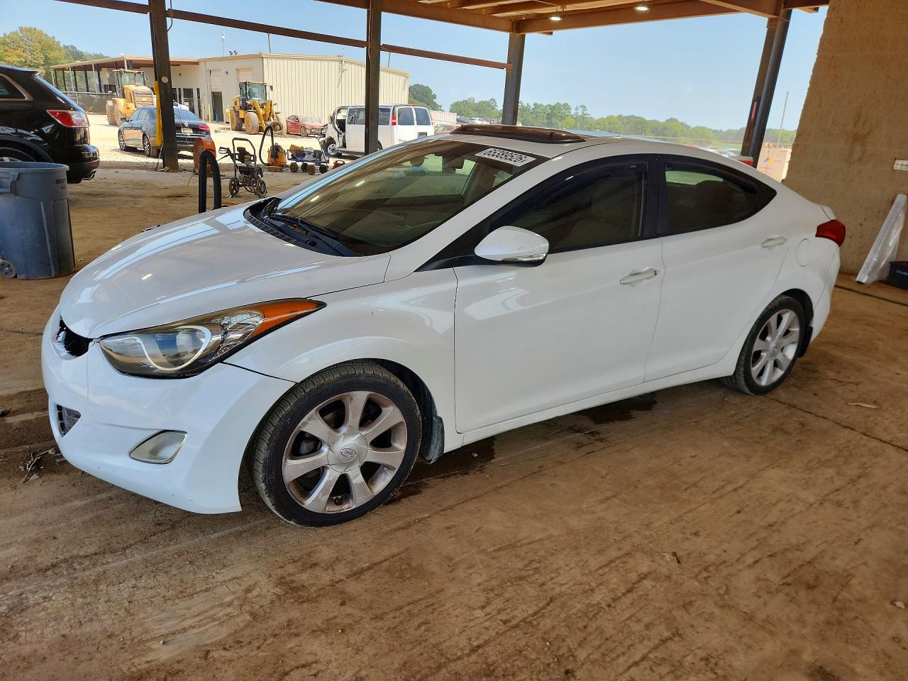2013 HYUNDAI ELANTRA