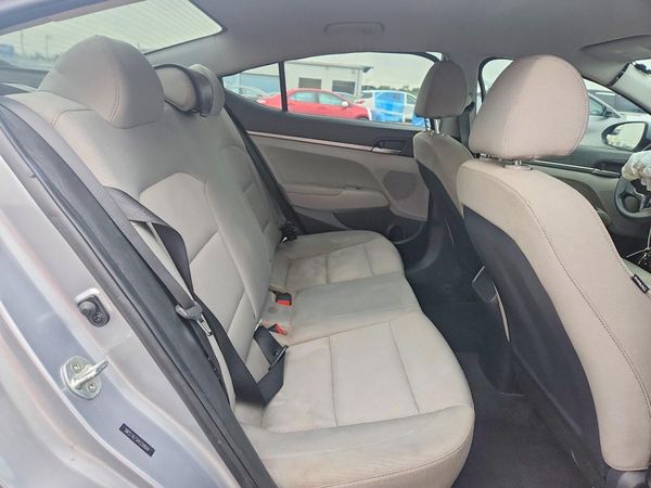 2017 HYUNDAI ELANTRA