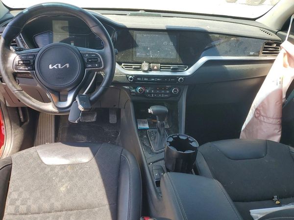 2022 KIA NIRO EX