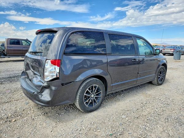2018 DODGE GRAND CARAVAN SE