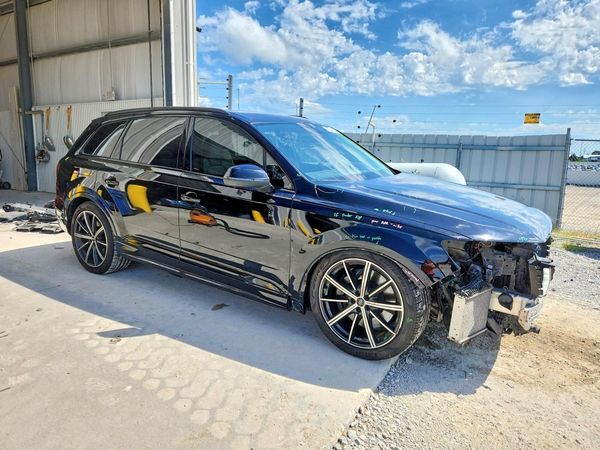 2021 AUDI SQ7