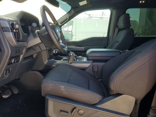 2025 FORD F150