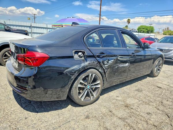 2018 BMW 330