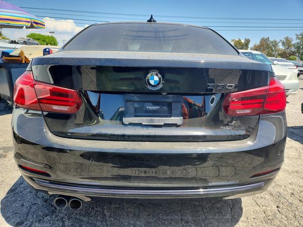 2018 BMW 330