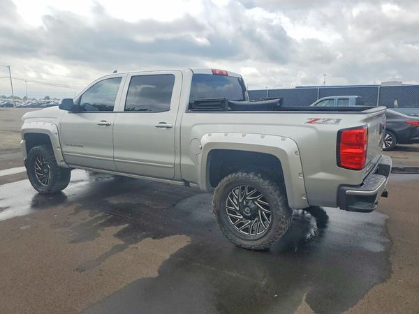 2017 CHEVROLET SILVERADO LT