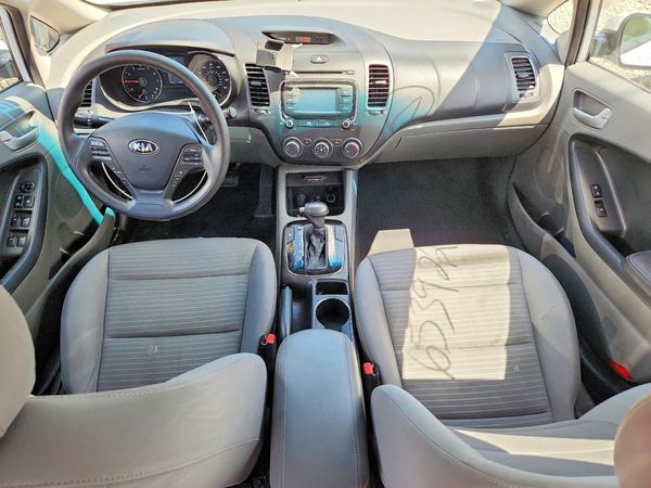 2017 KIA FORTE LX Popular, S