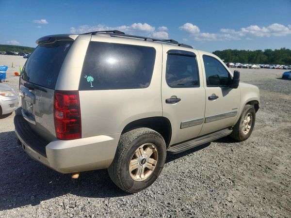 2014 CHEVROLET TAHOE LS