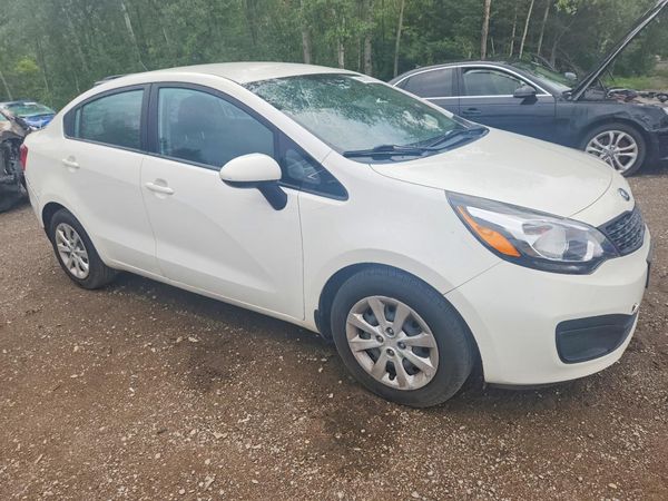 2014 KIA RIO