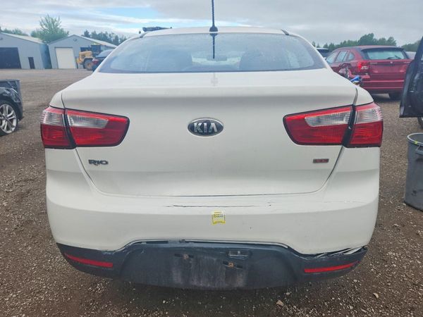2014 KIA RIO