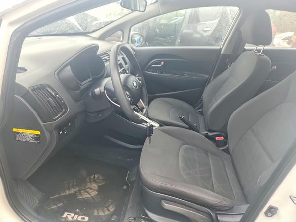 2014 KIA RIO