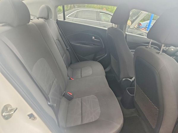 2014 KIA RIO