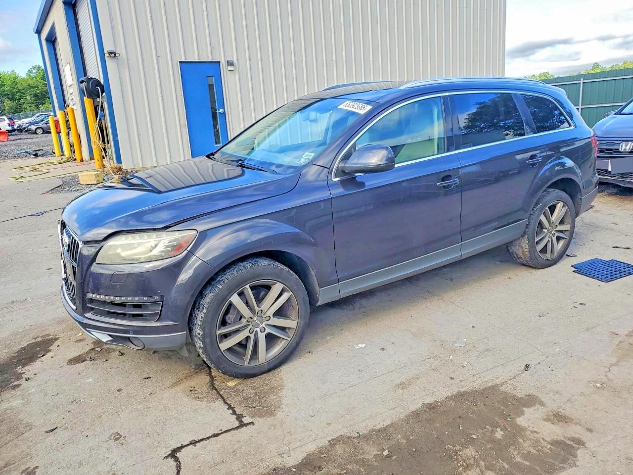 2013 AUDI Q7