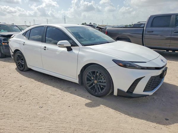 2025 TOYOTA CAMRY